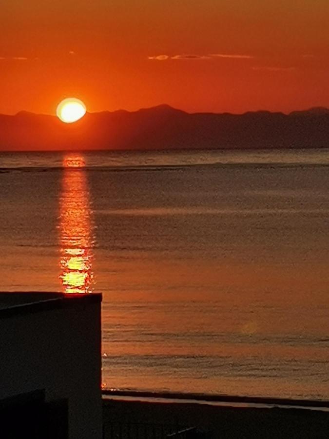 エラフォニソスMar Azul Σπίτι Δίπλα Στην Παραλία Και Στο Κέντρο!アパートメント エクステリア 写真